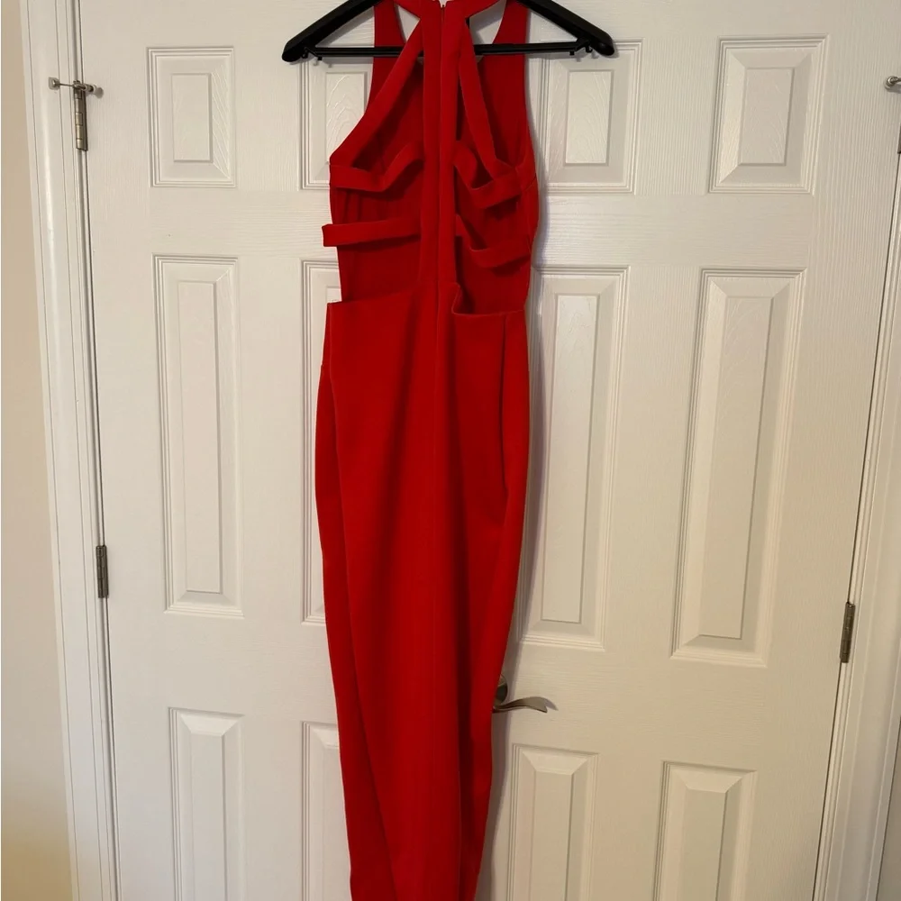 Elegant Sleeveless Red Midi Sheath Dress - Picture 2 of 5